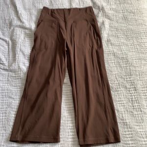 Lulu Lemon Wide Leg Align Crops
